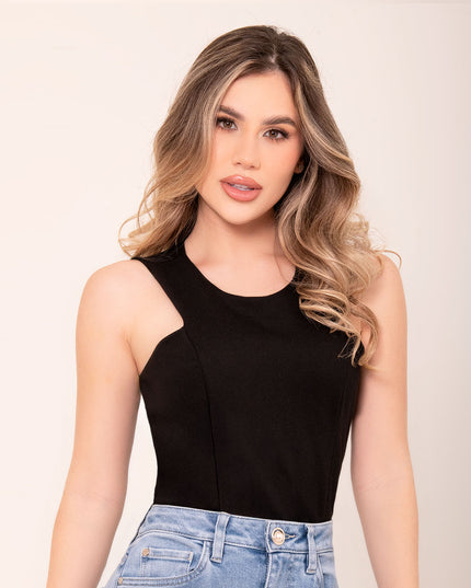 Blusa tipo halter negra