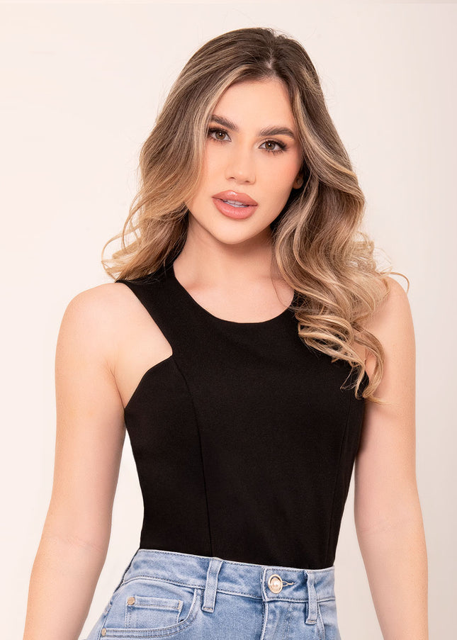 Blusa tipo halter negra