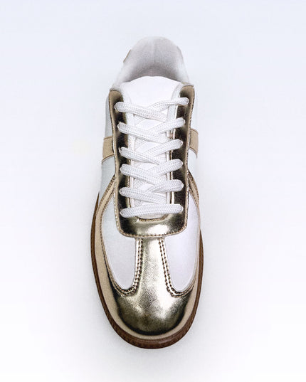 Zapatilla tipo samba dorada