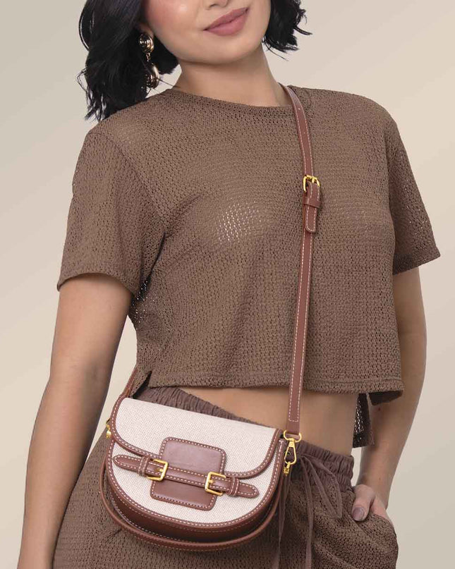Bolso Beige con detalles en cafe y hebilla dorada
