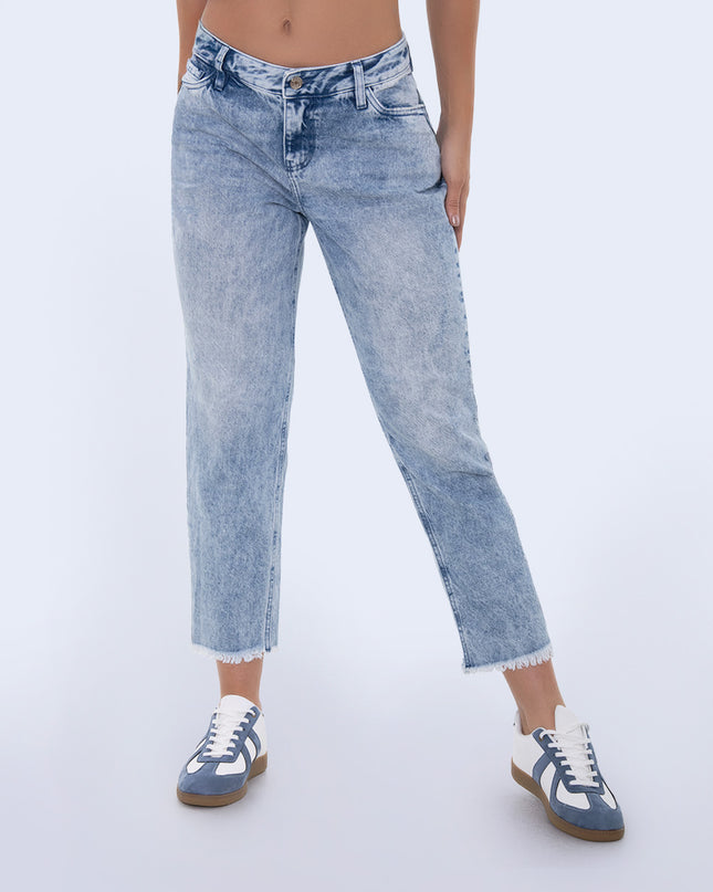Jean Girlfriend deshilachado en bota