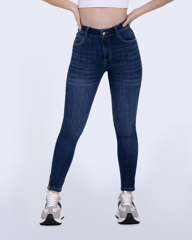 Jean Skinny tiro medio con cierre en bota