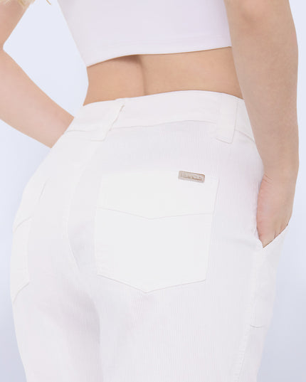 Pantalon tipo cargo blanco tiro alto