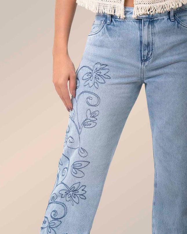 Jean Straight bordado floral