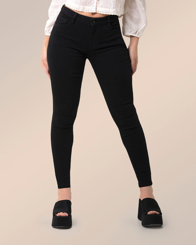 Jean Skinny Negro Clásico