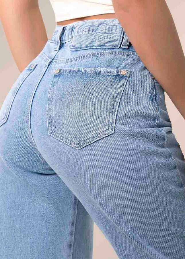 Jean Straight Azul Claro