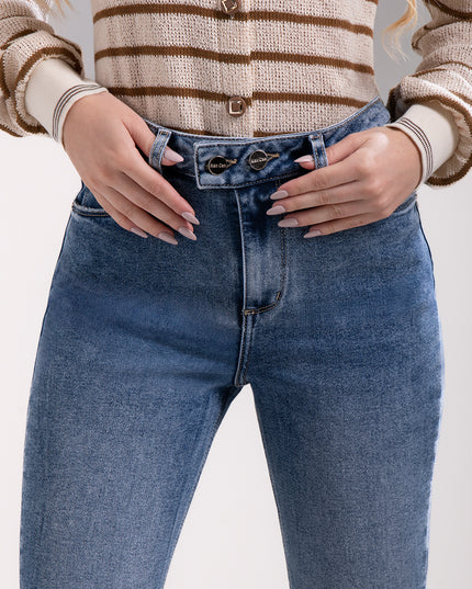 Jean Skinny tiro alto con detalle en bota