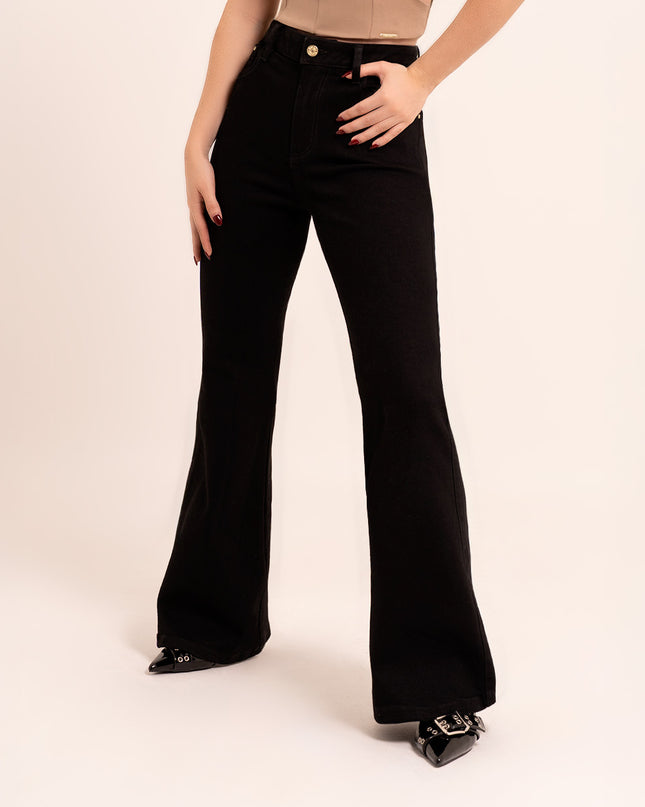 Jean Semicampana tiro alto negro