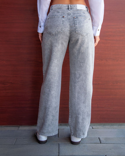 Jean Straight tiro alto gris
