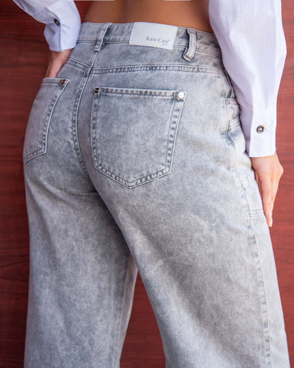 Jean Straight tiro alto gris