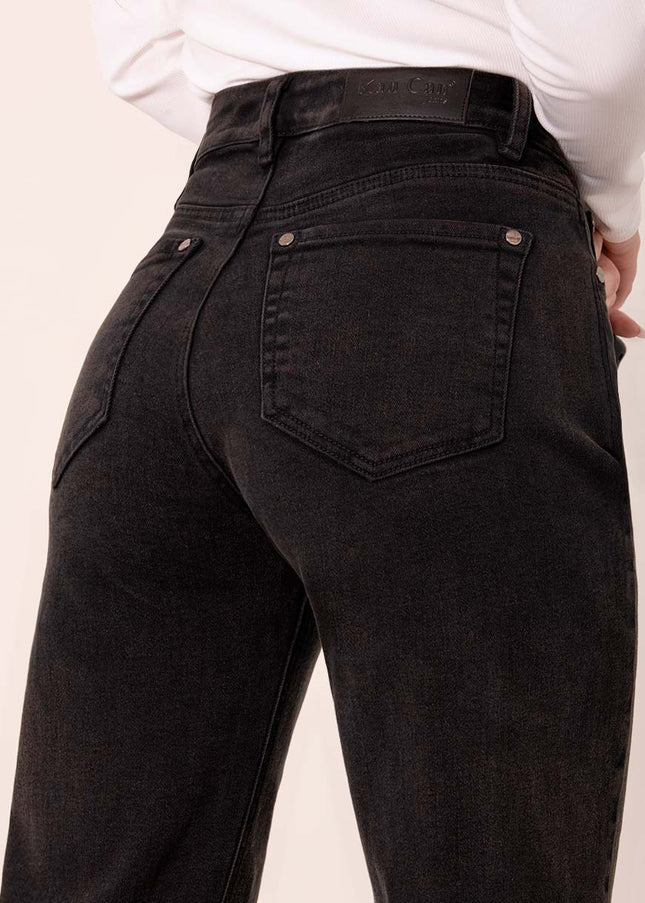 Jean Straight negro
