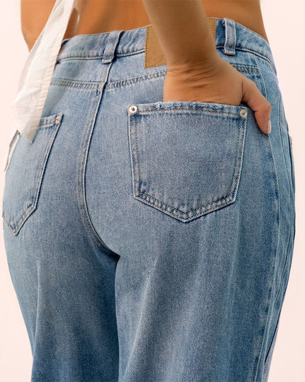 Jean Wide leg con abertura en bota