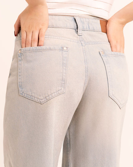 Jean Wide Leg Jean destroyed con encaje