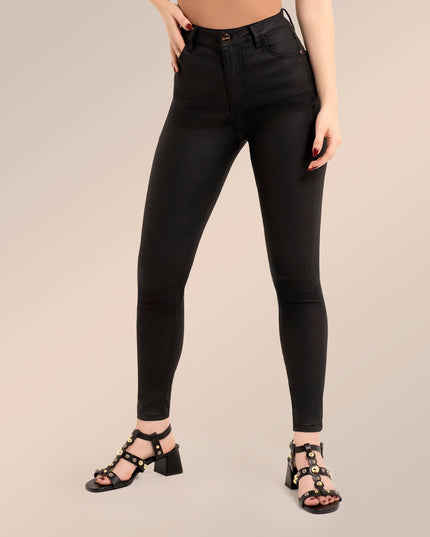 Jean Skinny Negro efecto cuerina