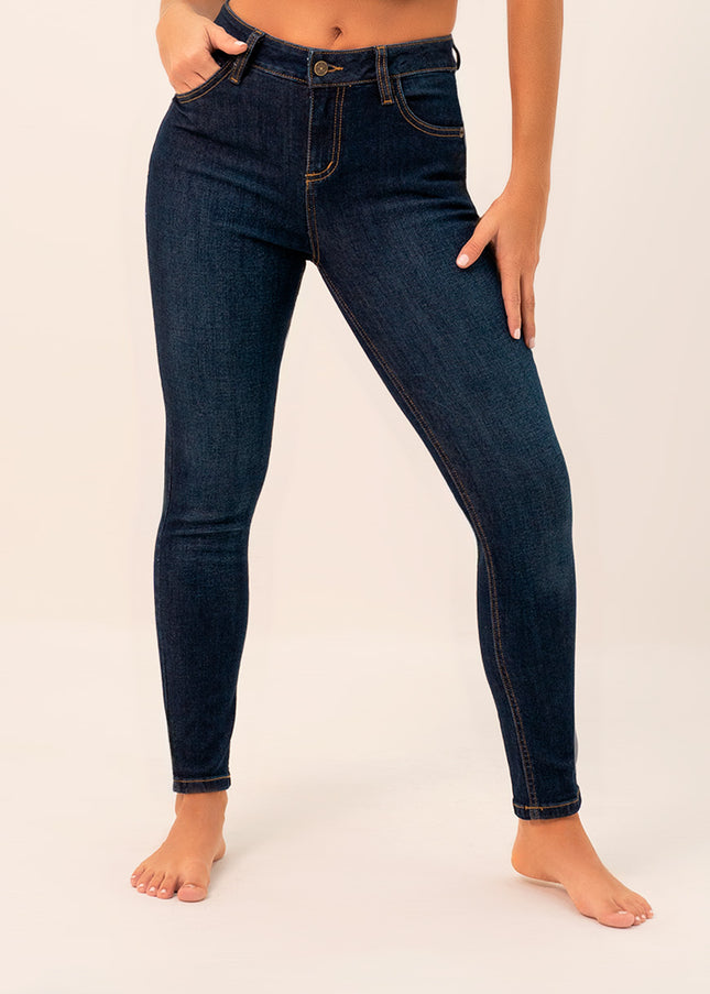 Jean Skinny tiro medio oscuro