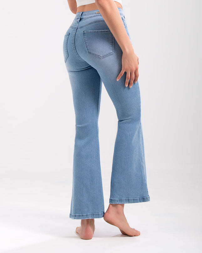 Jean Flare tiro medio azul claro