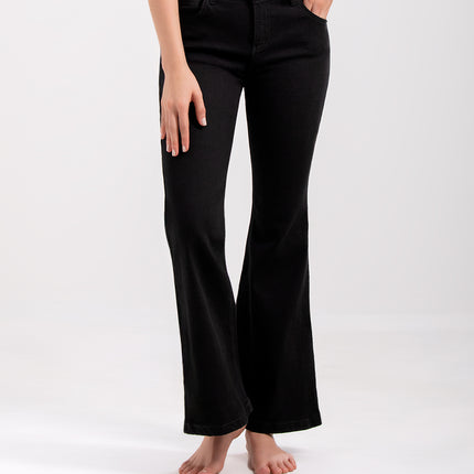 Jean Flare Negro Tiro Medio para Mujer — KanCan