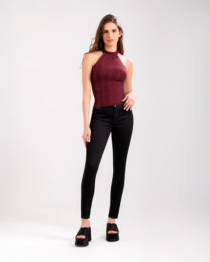 Jean Levanta cola negro