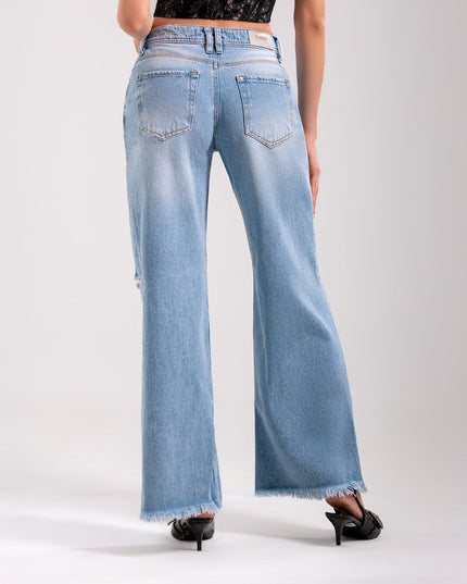 Jean Wide leg tiro medio bota desflecada