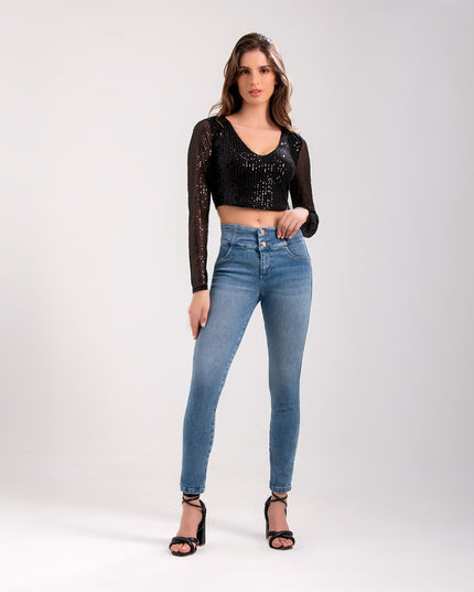 Jean Levanta cola claro