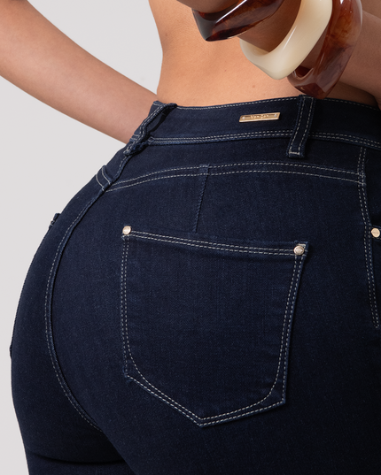 Jean Skinny oscuro tiro alto