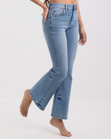 Jean Flare tiro alto claro.
