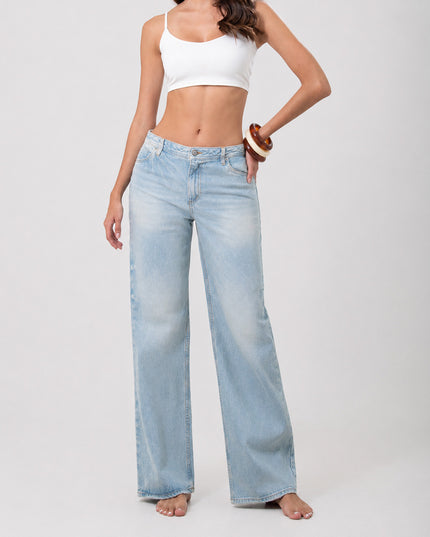 Jean Straight Tiro Alto Lavado Claro