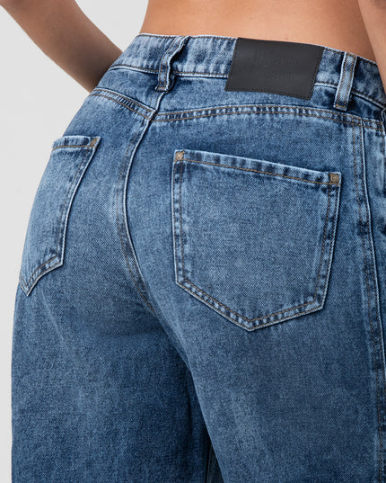 Jean wide leg con costuras laterales