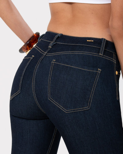 Jean skinny tiro medio oscuro