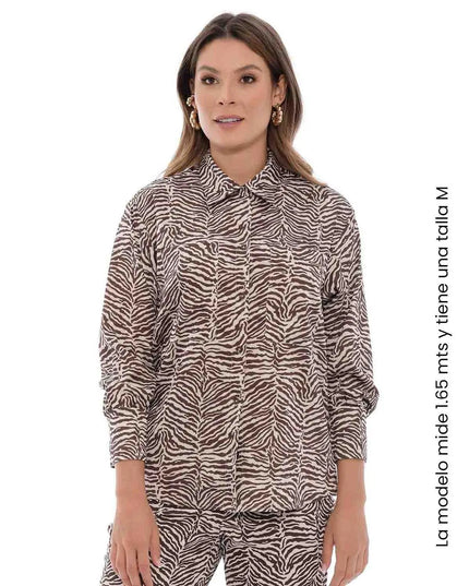 Camisa estampada animal print