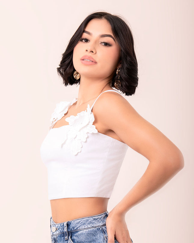 Croptop Blanco con aplique Floral
