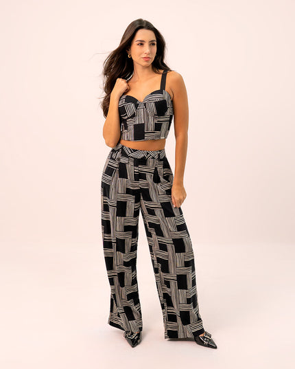 Set Negro con estampado geométrico