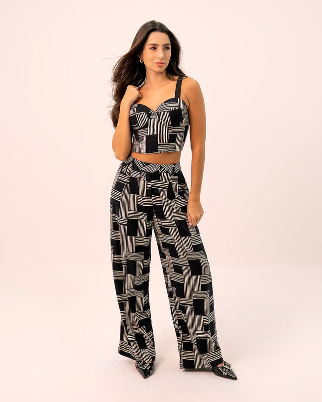 Set Negro con estampado geométrico