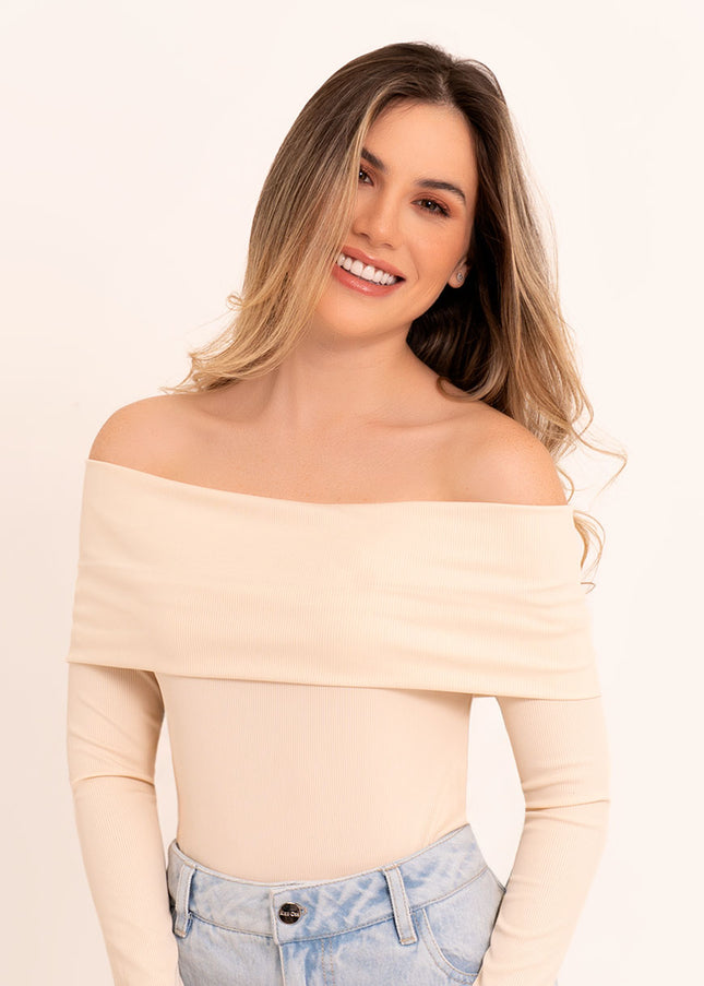 Blusa escote bardot manga larga