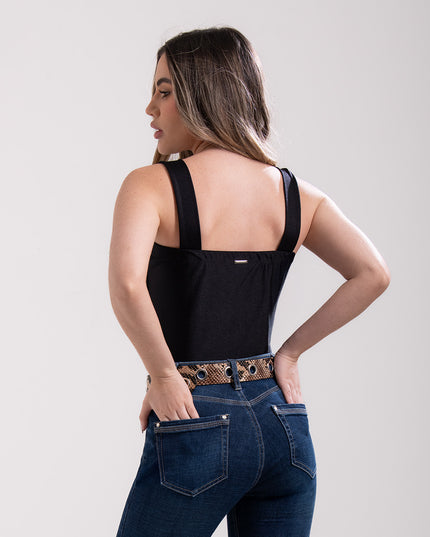 Croptop Negro.