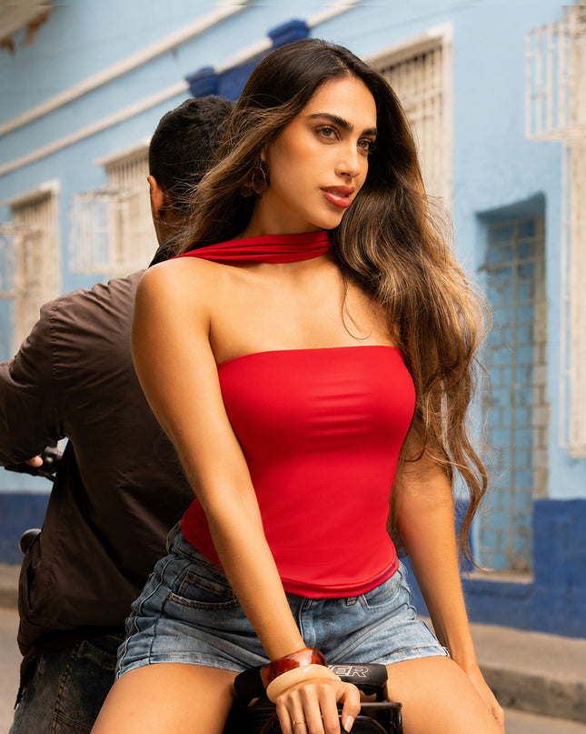 Blusa Strapless ajustada con lazo funcional