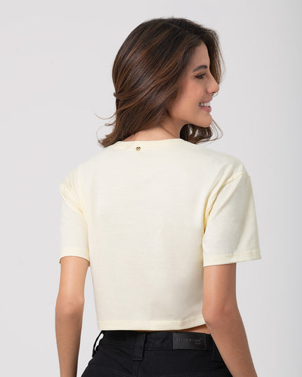 Camiseta tipo crop en tono Panacota
