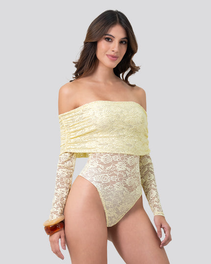 Body de encaje escote bardot