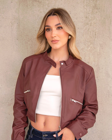 Chaqueta efecto cuero vinotinto