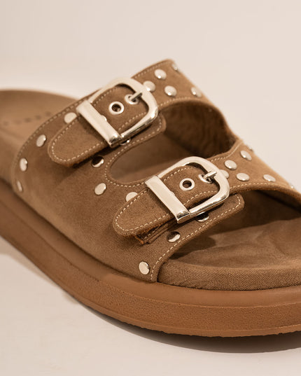 Sandalia Cafe con hebillas y taches