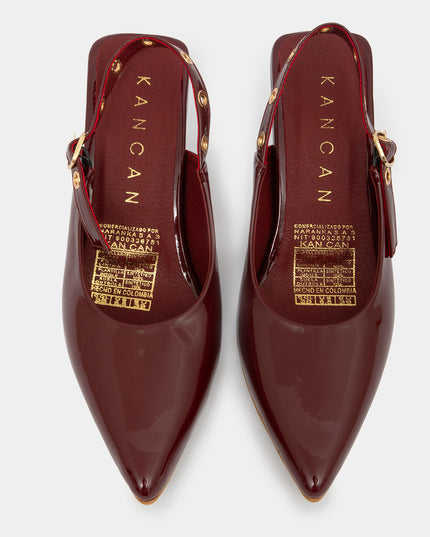 Stilettos Burgandi  en charol  de tacón medio