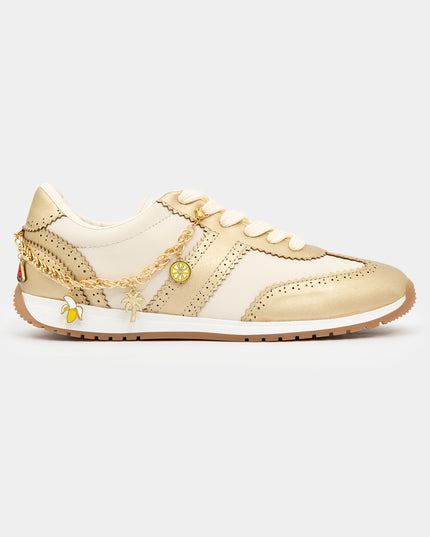 Tenis Casual dorado con charm decorativos
