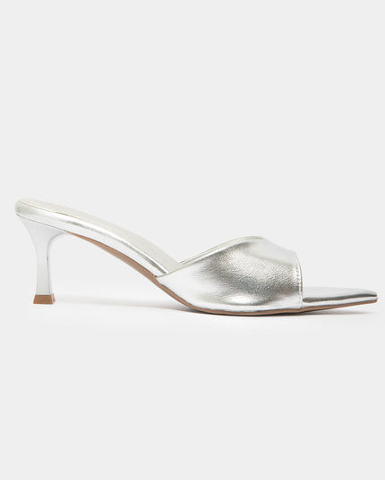 Sandalia mule de tacon medio plateada