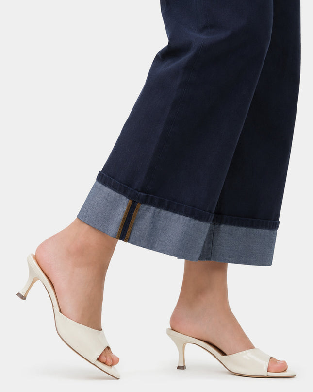 Sandalia mule de tacon bajo