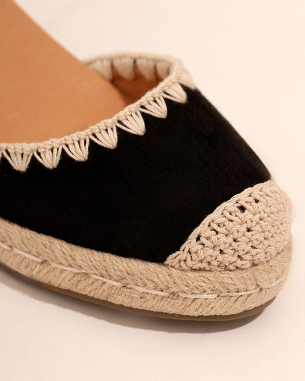 Alpargata negra en yute