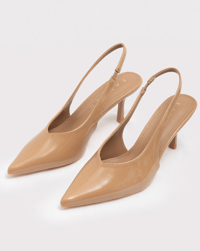 Stilettos Camel en charol  de tacón medio