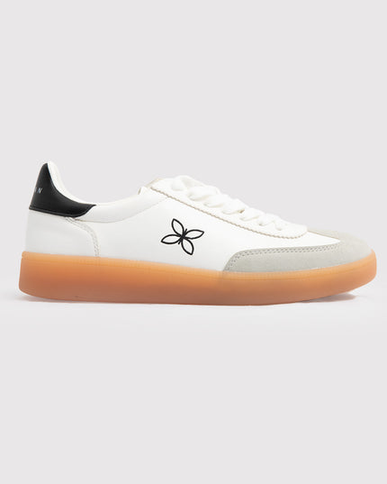 Tenis Retro Blancos con Gamuza y Suela Caramelo