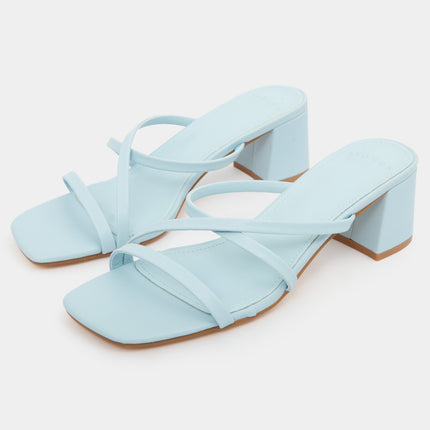 Sandalias Tiras Cruzadas Azul Claro — KanCan