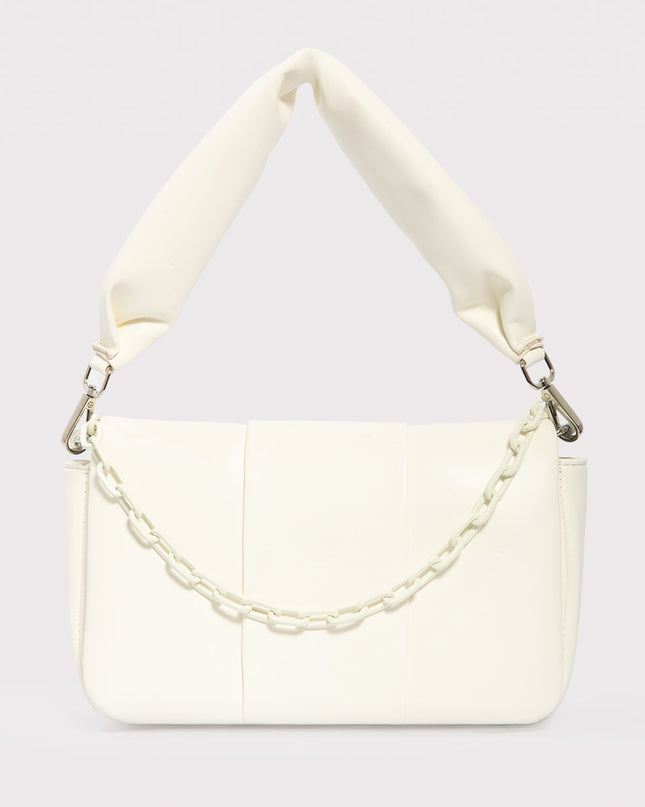 Bolso estructurado con cadena decorativa y asa acolchada