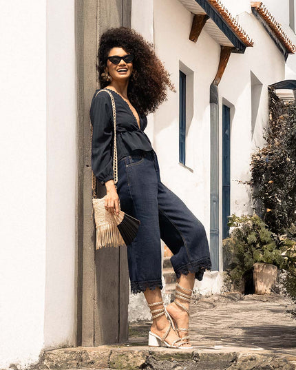 Jean Culotte oscuro con encaje en bota